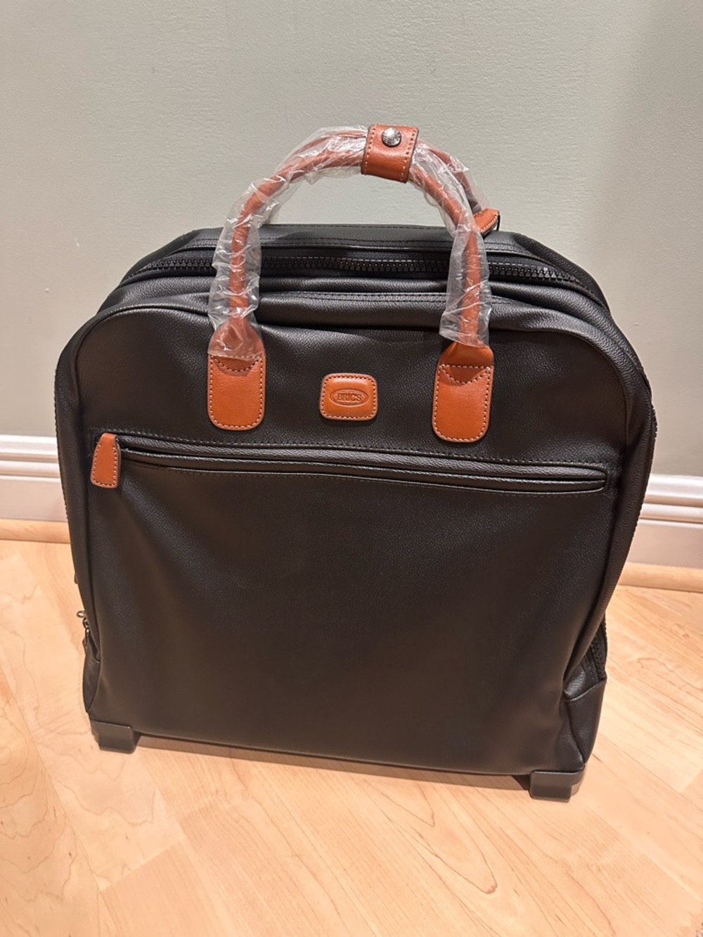 Bric's Pilot Case Black Tan Faux Leather Laptop Trolley 2 Wheels Travel Bag